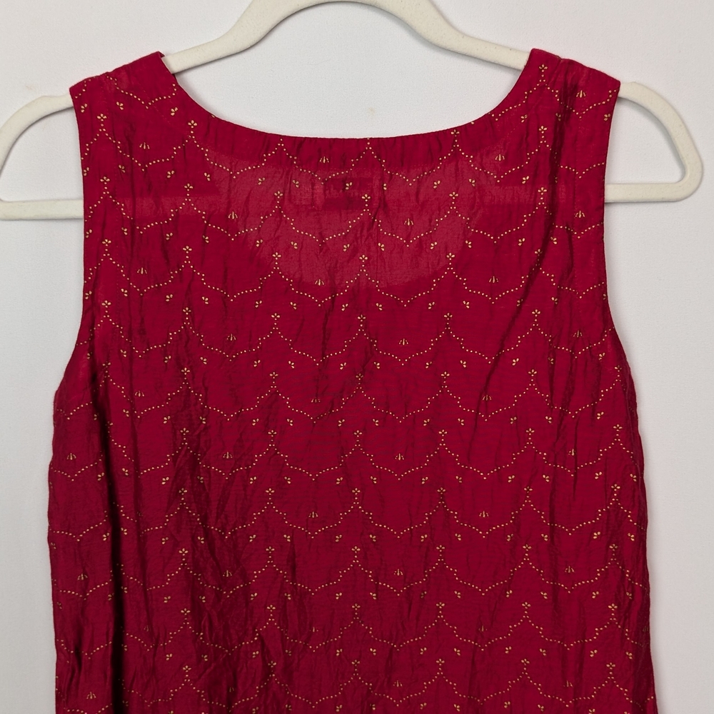 Red Sleeveless Dress - Picture 8 of 12